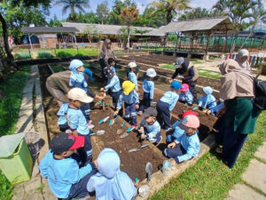 Tempat Wisata Jendela Alam Bandung: Wahana Edukasi yang Semakin Lengkap dan Nyaman di Bandung Barat, Inilah Harga Tiket Terbarunya Tempat Wisata Jendela Alam Bandung: Wahana Edukasi yang Semakin Lengkap dan Nyaman di Bandung Barat, Inilah Harga Tiket Terbarunya