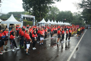 Komunitas Honda PCX Bandung Gelar Community Gathering di Gedung Sate Komunitas Honda PCX Bandung Gelar Community Gathering di Gedung Sate