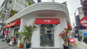 Le Braga Coffee and Kitchenette, Cafe dengan View Terbaik di Kawasan Wisata Braga Bandung Sambil Ngopi Senja