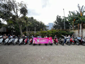 Scoopy Girl Time Bikers Wanita Kompak City Rolling Penuh Gaya
