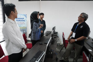 Hari Pertama UTBK 2025 di ITB Sukses, Rektor Beri Pesan Penting untuk Peserta