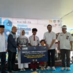 Telkom Regional 2 melalui Social Responsibility Center (SRC) memberikan dukungan nyata terhadap peningkatan gizi anak-anak sekolah. Foto: Telkom Witel Bandung