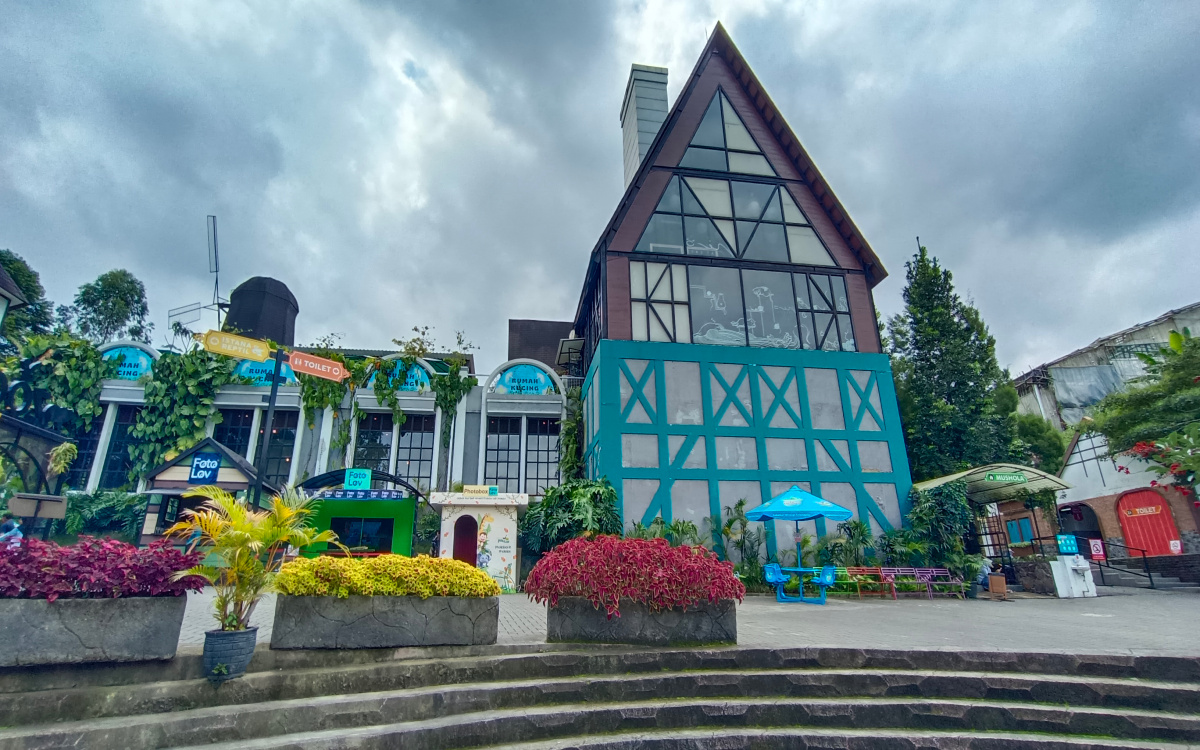 Tempat Wisata Bandung Lembang Park Zoo