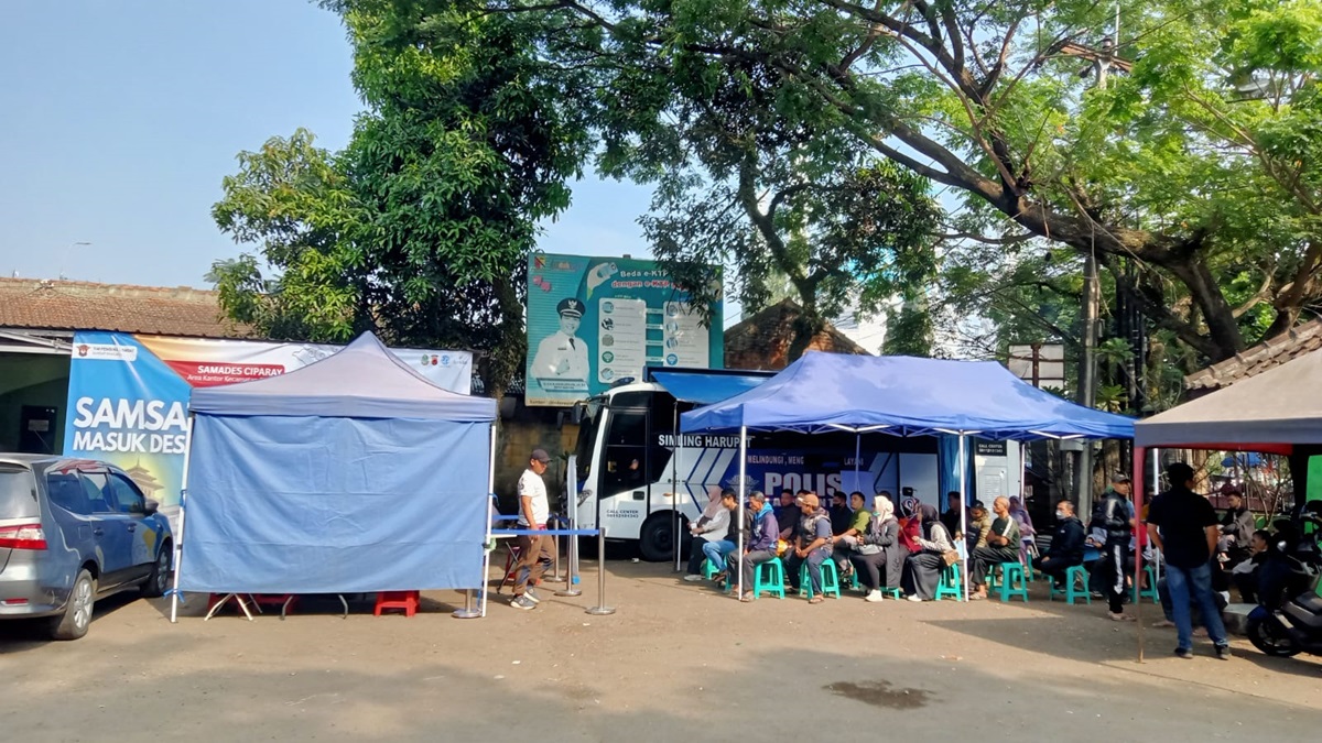 Kantor Kecamatan Ciparay.