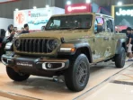 Jeep Gladiator Sport dan Rubicon Resmi Diluncurkan di Indonesia, Hadirkan Ketangguhan Off-Road dan Kenyamanan Modern Jeep Gladiator Sport dan Rubicon Resmi Diluncurkan di Indonesia, Hadirkan Ketangguhan Off-Road dan Kenyamanan Modern