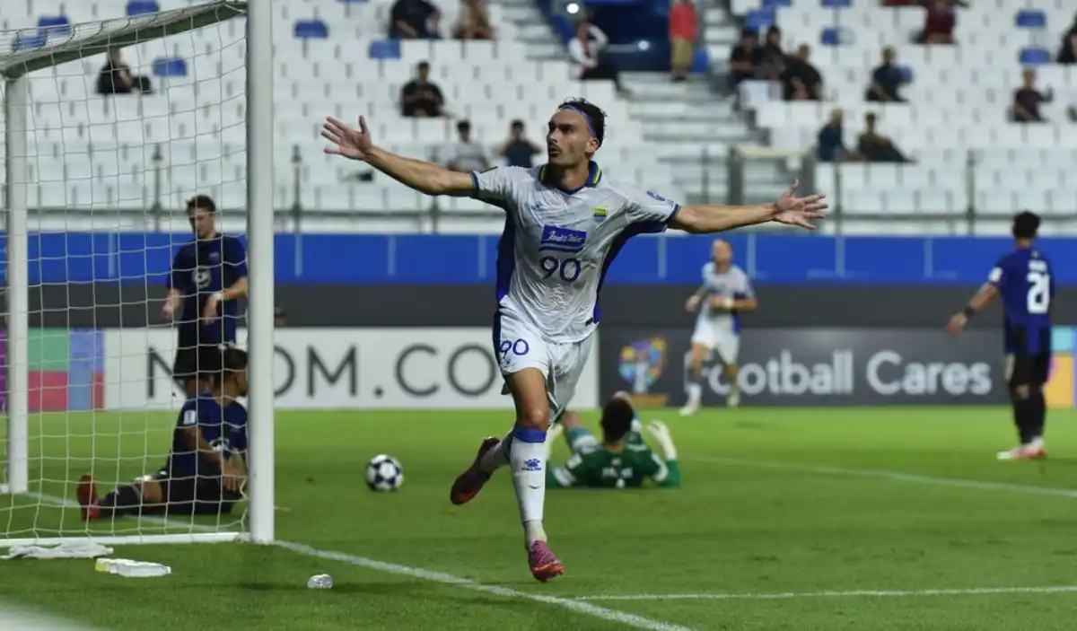Hasil Akhir Bangkok United vs Persib Bandung: Pangeran Biru Raih Kemenangan Bersejarah 2-0 di ACL 2025