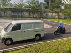 Waspadai Area Blindspot, Kunci Aman Berkendara di Jalan Raya