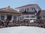 BRI Serahkan Bantuan Fisik Sekolah kepada SDN 7 Kota Kulon Garut melalui Program BRI Peduli 'Ini Sekolahku' BRI Serahkan Bantuan Fisik Sekolah kepada SDN 7 Kota Kulon Garut melalui Program BRI Peduli 'Ini Sekolahku'