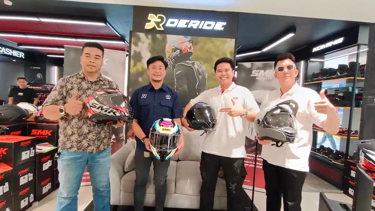 SMK Helmets Kolaborasi dengan DeSound dan DeRide Hadirkan Pengalaman Helm Premium di Bandung
