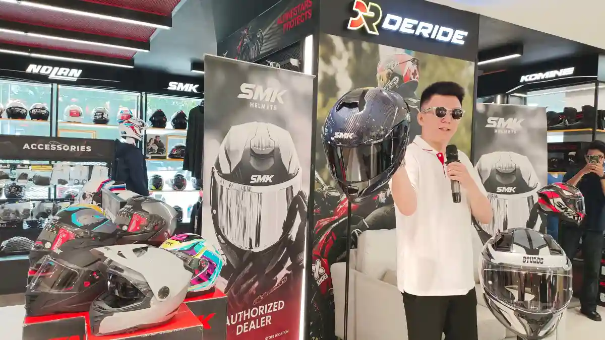 SMK Helmets Kolaborasi dengan DeSound dan DeRide Hadirkan Pengalaman Helm Premium di Bandung