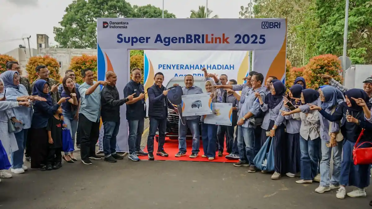 BRI Apresiasi Agen BRILink Berprestasi di Jawa Barat Melalui Program Super AgenBRILink 2025