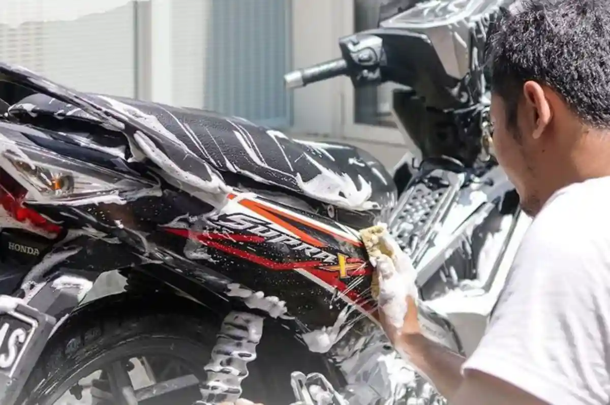 7 Perawatan Wajib Setelah Touring Jarak Jauh, Biar Motor Tetap Prima