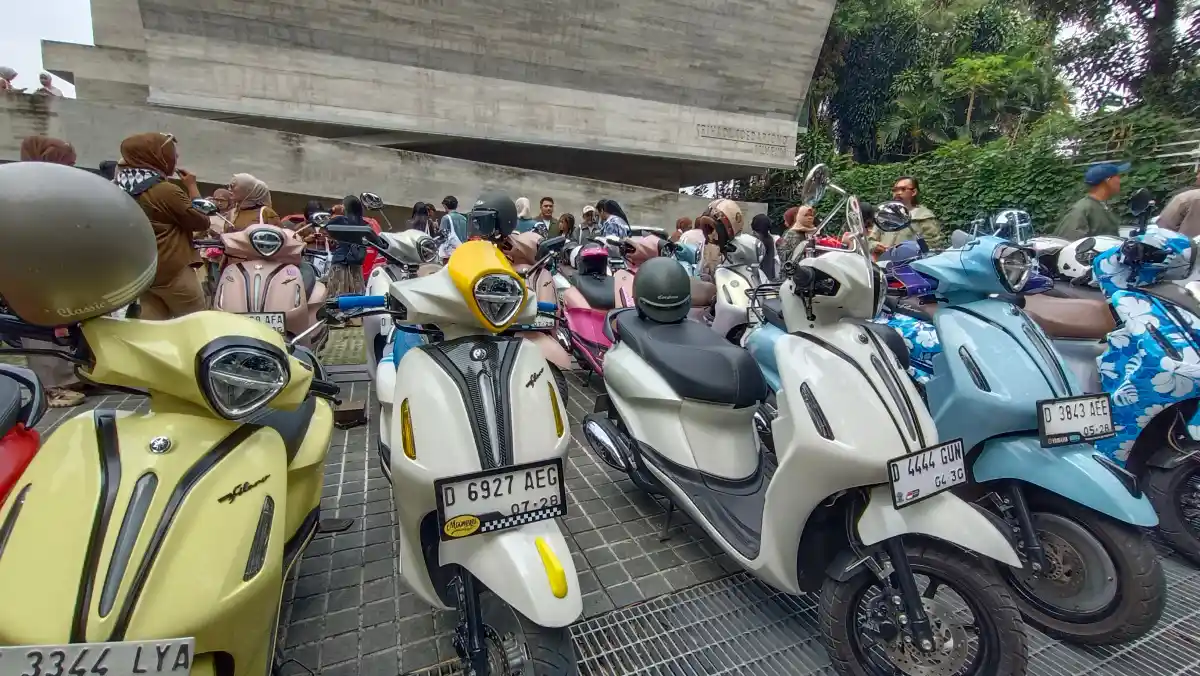 Art and Brew Vibes! Stylish On The Road Bikin Riding Semakin Aesthetic di Bandung