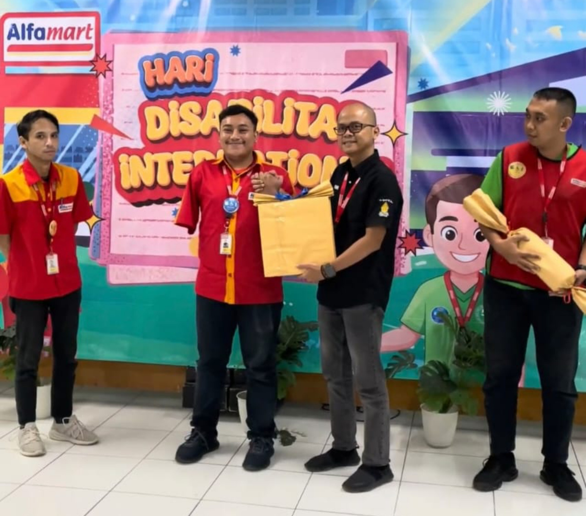 Alfability: Ruang Berkarya dan Bertumbuh bagi Karyawan Disabilitas di Alfamart