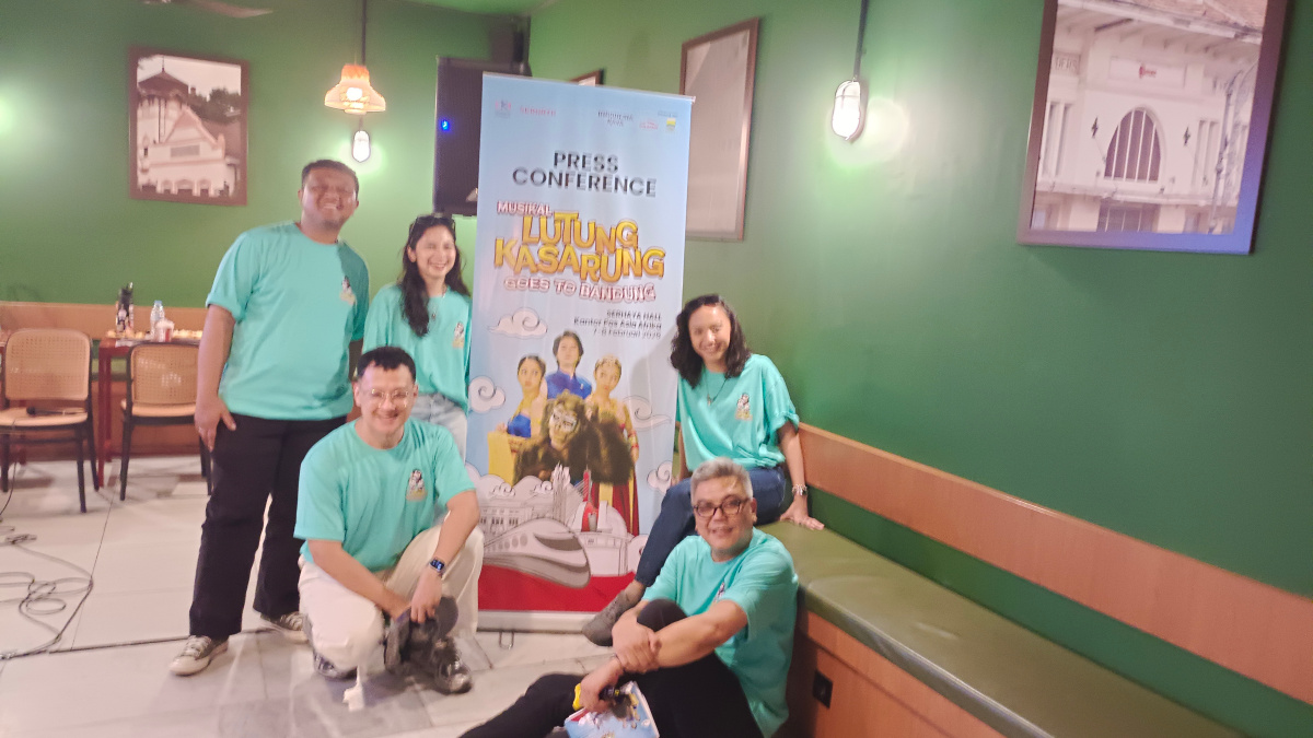 Musikal Lutung Kasarung di Bandung langsung sold out hanya dua jam setelah penjualan dibuka. Pentas modern legenda Sunda di Serhaya Hall