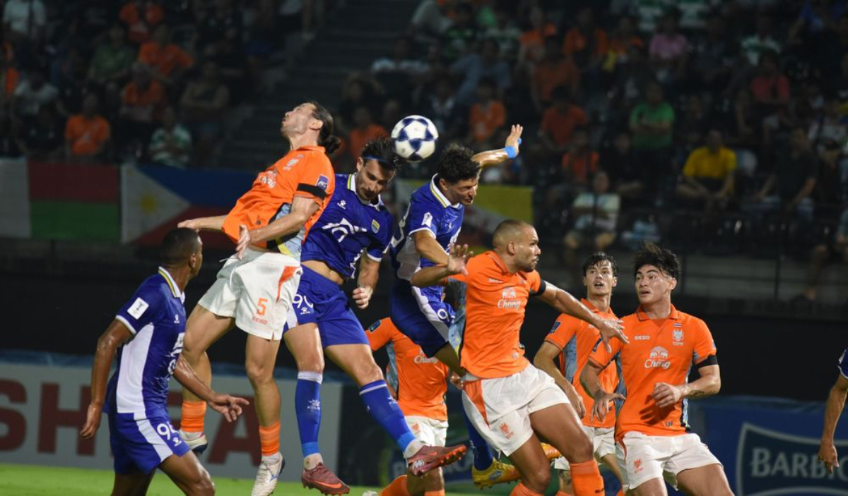Hasil Akhir Ratchaburi FC VS Persib berakhir 0-3. Maung Bandung masih punya peluang lolos di leg kedua Stadion GBLA.