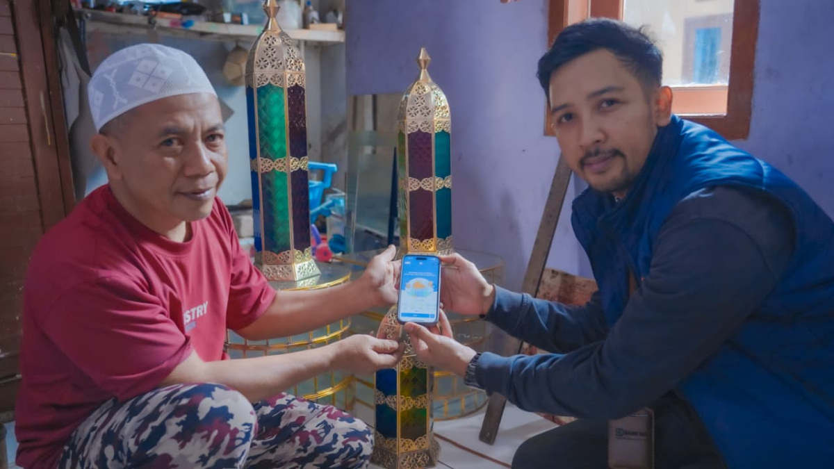 Menjaga Nyala Warisan "Lampu Gentur": Transformasi Kerajinan Abad ke-19 Menjadi Pilar Ekonomi Kreatif Cianjur