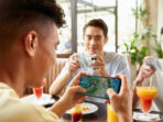 OPPO A6s hadir dengan baterai 7000mAh, kamera 50MP, layar 120Hz, dan sertifikasi IP69. Simak harga resmi dan spesifikasinya. OPPO A6s hadir dengan baterai 7000mAh, kamera 50MP, layar 120Hz, dan sertifikasi IP69. Simak harga resmi dan spesifikasinya.