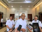 Pemkot Bandung memperketat disiplin ASN saat WFH melalui sistem digital dan aplikasi presensi Gercep Mobile. Pengawasan dilakukan sepanjang hari untuk menjaga kinerja tetap optimal.