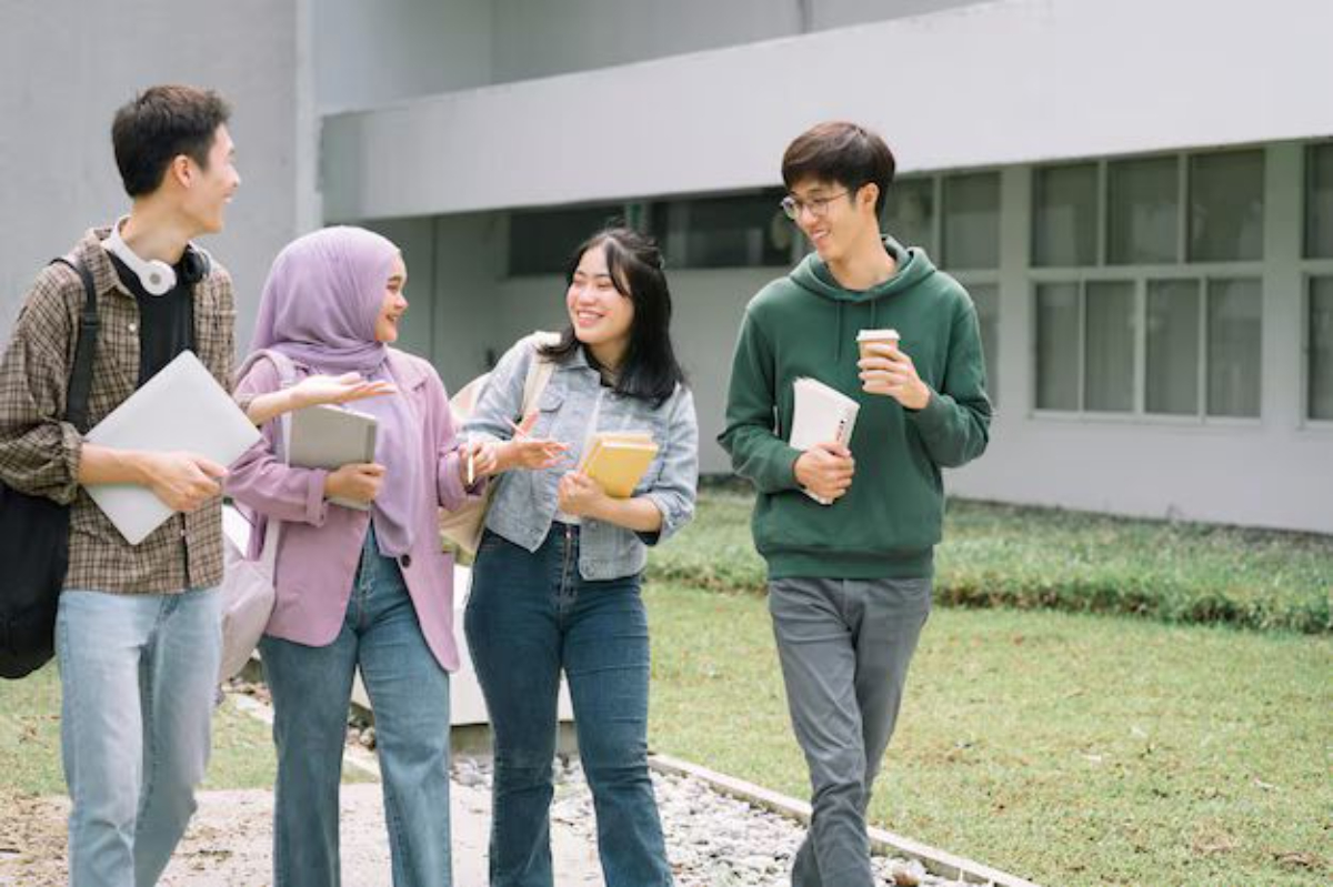 Gelar Akademik Bukan Lagi Jaminan: Pergeseran Cara Pandang Orang Tua Pasca Pengumuman SNBP 2026