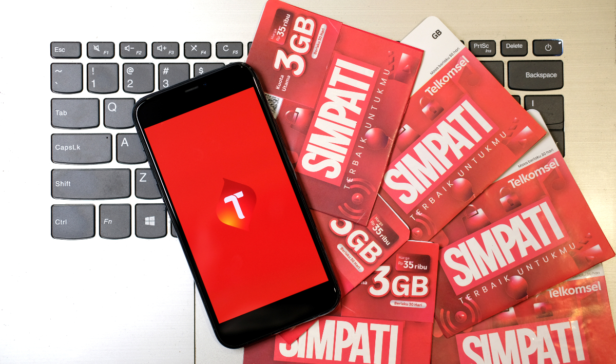 Telkomsel dukung WFH di Jabar dan Jabotabek dengan paket internet SIMPATI, Orbit, dan IndiHome mulai Rp10 ribu.