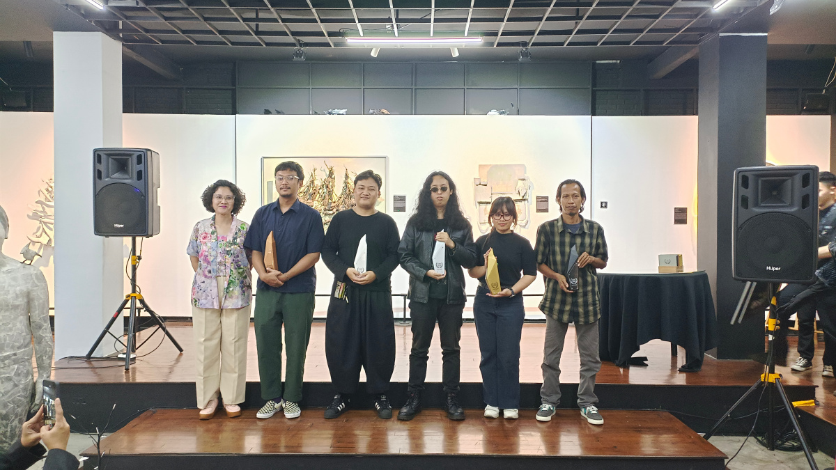 Grey Award 2026 Umumkan Pemenang, Eksplorasi Monokrom Hitam-Putih Jadi Sorotan Seni Kontemporer