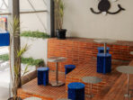 Rekomendasi tempat ngopi 24 jam di Bandung lengkap dengan alamat, harga menu, dan cafe cozy untuk nongkrong sampai pagi.