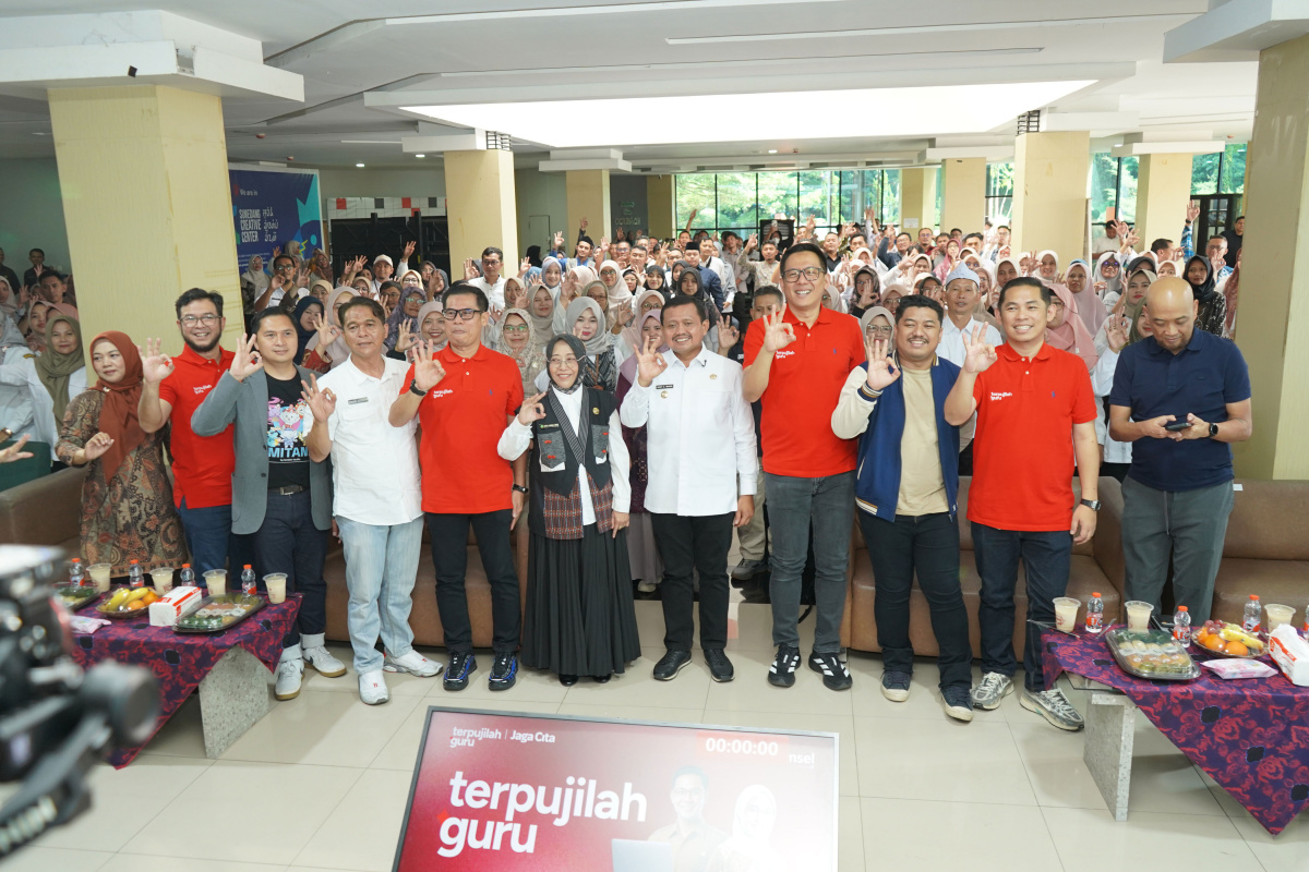 Roadshow “Terpujilah GURU” Telkomsel Digelar di Sumedang, Perkuat Kompetensi Digital Tenaga Pendidik di Era AI