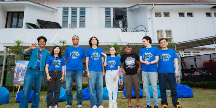 Verona Films Rilis Teaser Poster dan Trailer ‘Dan Bandung’, Angkat Kisah Romansa Manis Beda Kasta