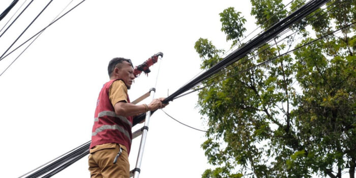 Penertiban Kabel Udara Bandung Dimulai, Pemkot Pastikan Internet Tetap Aman Tanpa Gangguan