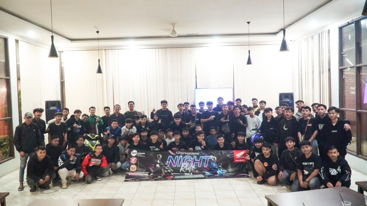 Ratusan Bikers Honda Ramaikan Vario Night Ride Tasikmalaya