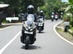 Tips Aman Menyalip Kendaraan di Jalan Raya