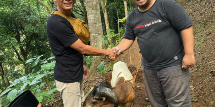 Komunitas ADV Riders Bandung (ARB) Gelar Acara Berqurban