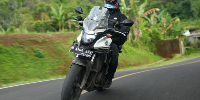 Memahami Perbedaan Mendasar Big Bike dan Motor Biasa demi Keselamatan Berkendara
