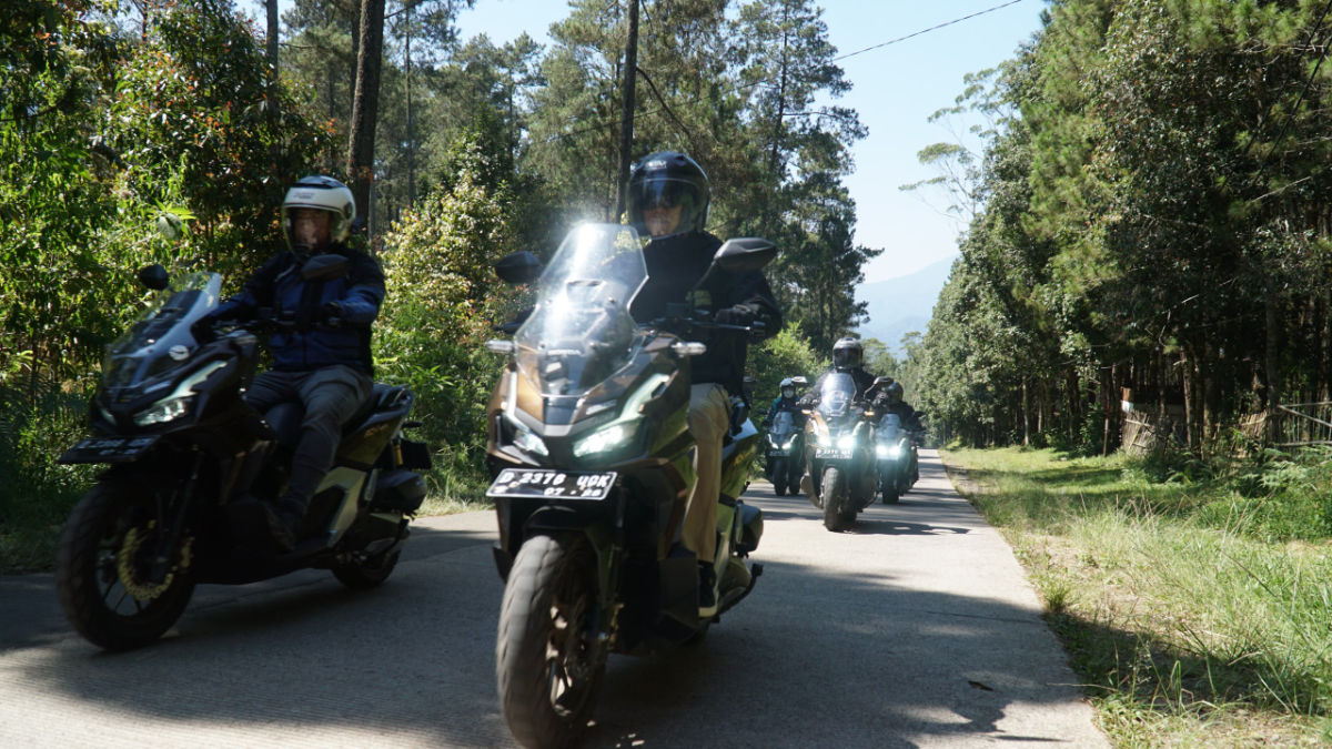 Suka Touring Jarak Jauh, Atur Waktu Istirahat agar Tetap Fokus dan #Cari_Aman