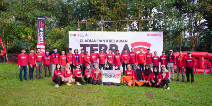 Telkomsel memperkuat kesiapsiagaan bencana melalui Gladian PANJI Relawan TERRA dan aplikasi digital untuk relawan