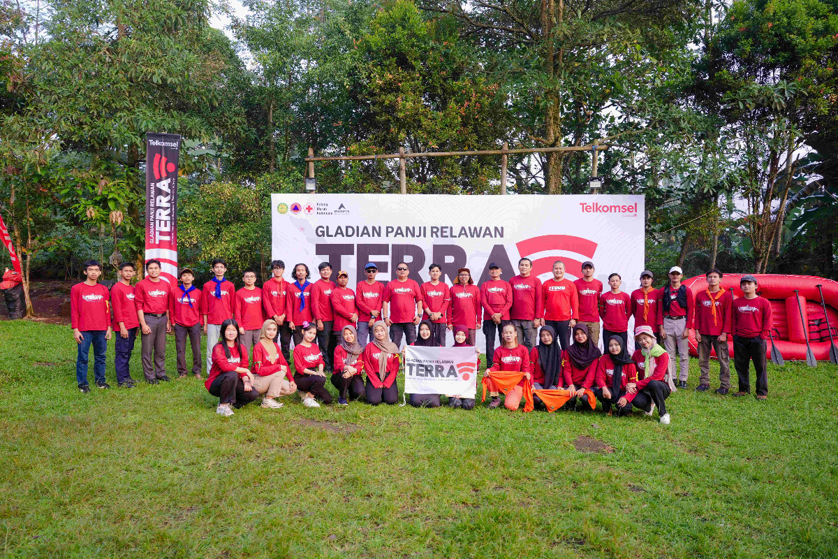 Telkomsel memperkuat kesiapsiagaan bencana melalui Gladian PANJI Relawan TERRA dan aplikasi digital untuk relawan
