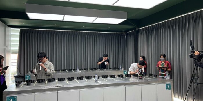 Qaca Cup Taster Competition 2026 digelar di Bandung dengan diikuti 60 peserta dari Jawa Barat hingga Malang yang menguji kemampuan membedakan cita rasa kopi.