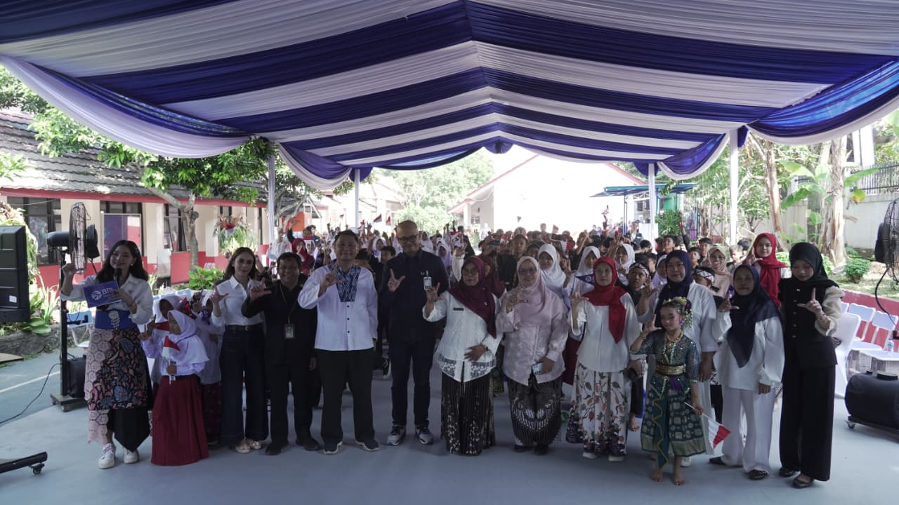 Hari Anak Nasional 2026: BRI Peduli 'Ini Sekolahku' Salurkan Bantuan Pendidikan di SDN 104 Langensari Kota Bandung